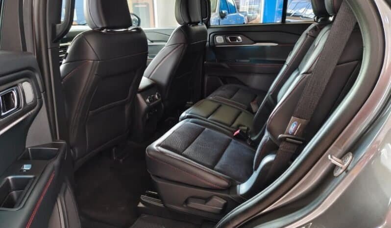 
Ford EXPLORER PLATINUM full									