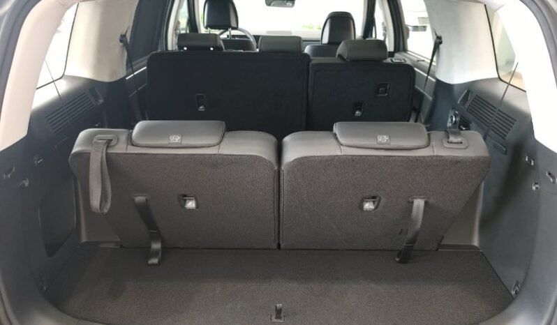 
Hyundai SANTA FE PREMIUM 4X2 full									