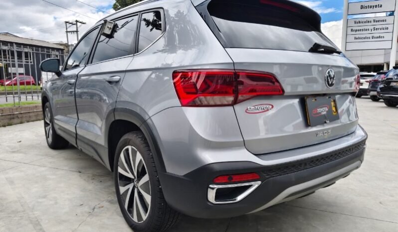 
Volkswagen Taos Highline full									