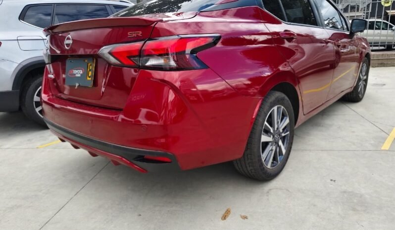 
Nissan Versa SR full									