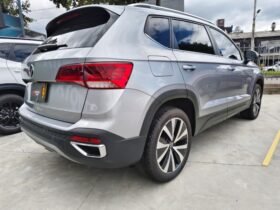 Volkswagen Taos Highline