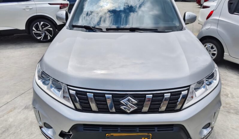 
Suzuki Vitara Live full									
