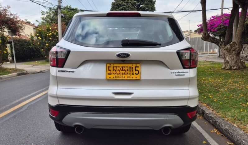 
Ford escape titanium 4×4 full									