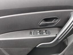 
Renault Duster zen full									