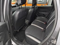 
Renault Duster zen full									