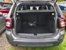
Renault Duster zen full									