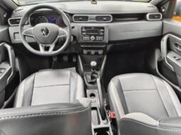 
Renault Duster zen full									