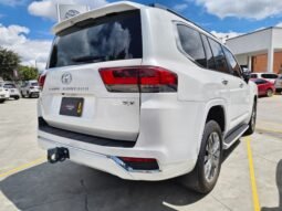 
Toyota Land Cruiser LC 300 full									