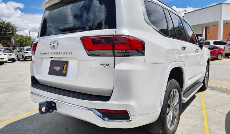 
Toyota Land Cruiser LC 300 full									