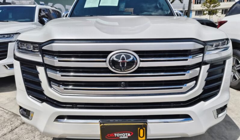 
Toyota Land Cruiser LC 300 full									