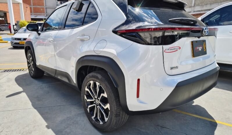 
Toyota Yaris Cross XLS full									