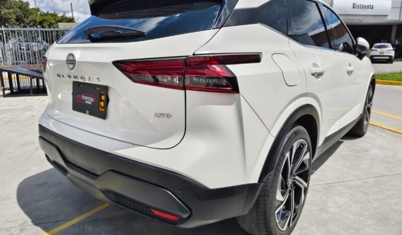 
Nissan Qashqai Exclusive full									