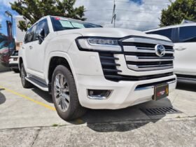 Toyota Land Cruiser LC 300