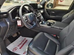 
Toyota Land Cruiser LC 300 full									