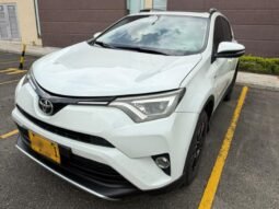 Toyota RAV 4 2.0 STREET