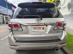 
Toyota FORTUNER 2.7 SRV 5 full									