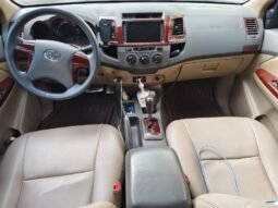 
Toyota FORTUNER 2.7 SRV 5 full									