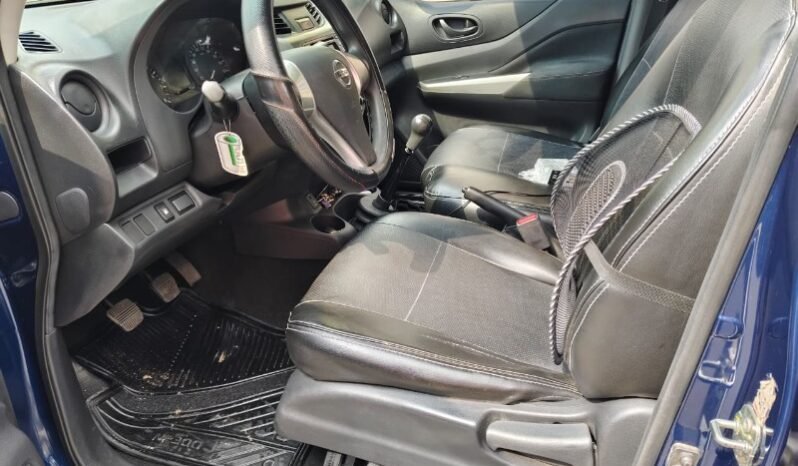 
Nissan FRONTIER 2.5 NP 300 full									