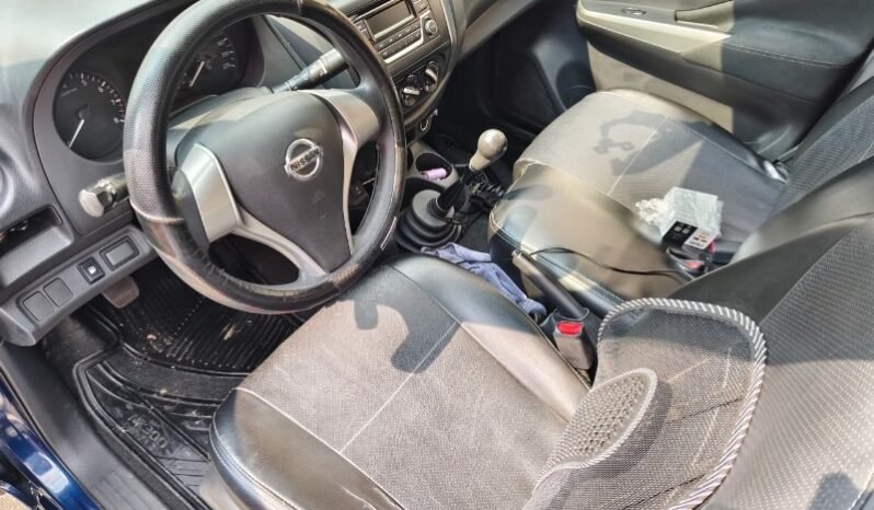 
Nissan FRONTIER 2.5 NP 300 full									