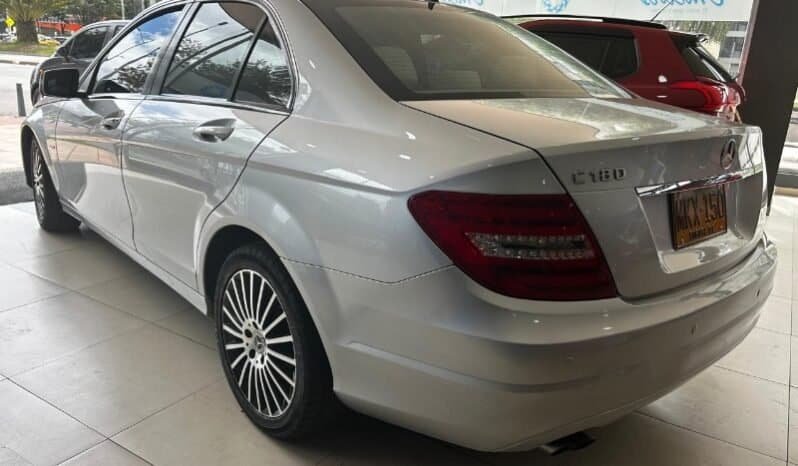 
Mercedes-Benz C 180 2012 lleno									