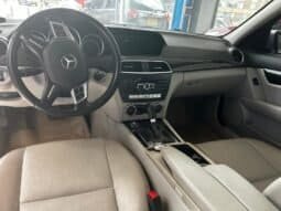 
Mercedes-Benz C 180 2012 lleno									