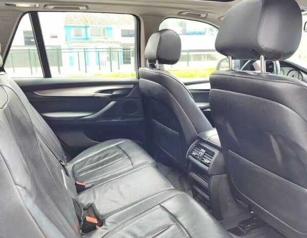 
BMW X5 4.4 Xdrive50i 2014 lleno									