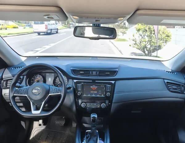 
Nissan X-Trail Advance 7P 2023 lleno									