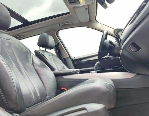 
BMW X5 4.4 Xdrive50i 2014 lleno									