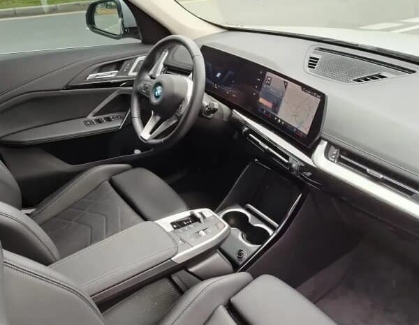 
BMW Ix1 Edrive20 Electrico 2024 lleno									