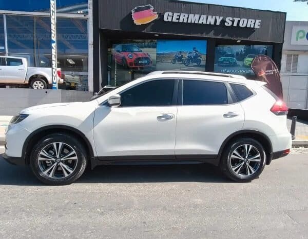 
Nissan X-Trail Advance 7P 2023 lleno									