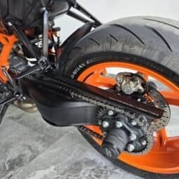 
KTM 1290 Superduke R 2022 lleno									