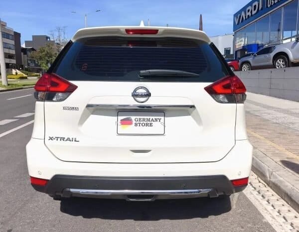 
Nissan X-Trail Advance 7P 2023 lleno									