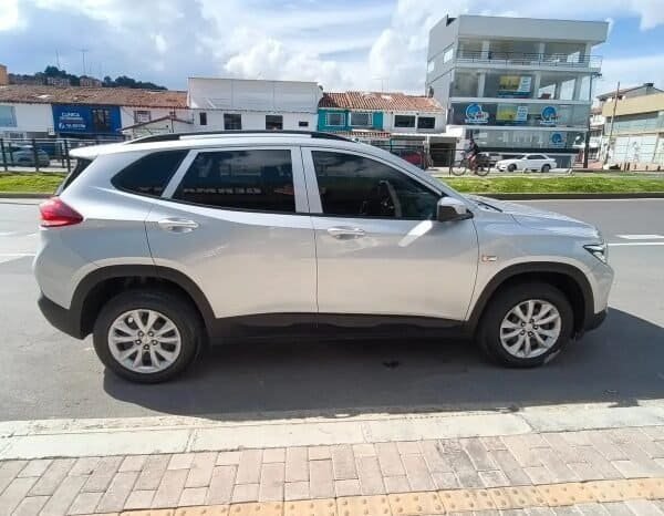 
Chevrolet TRAVERSE LS 2021 lleno									
