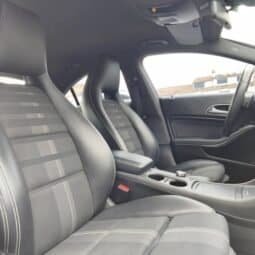 
Mercedes-Benz CLA 180 2017 lleno									
