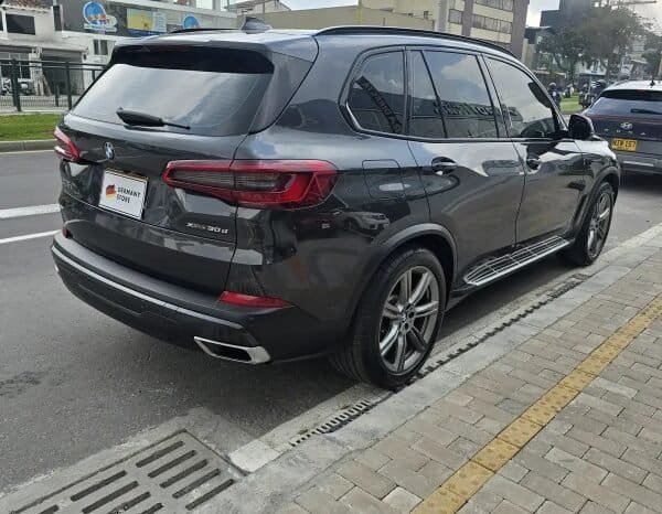
BMW BMW X5 3.0 Xdrive30d Premium 2020 lleno									