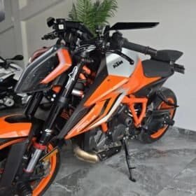 KTM 1290 Superduke R 2022