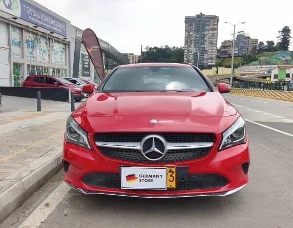 
Mercedes-Benz CLA 180 2017 lleno									