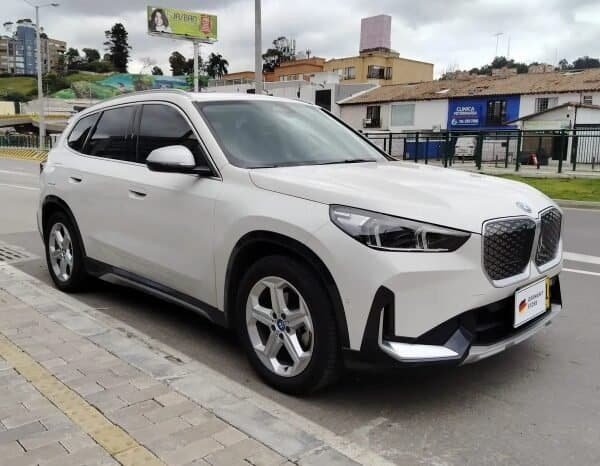 
BMW Ix1 Edrive20 Electrico 2024 lleno									