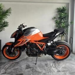 KTM 1290 Superduke R 2022