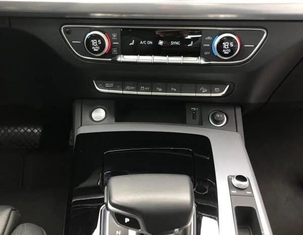 
Audi Q5 2.0 45 Tfsi Advanced Stronic Quattro 2022 lleno									