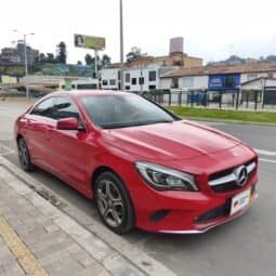 
Mercedes-Benz CLA 180 2017 lleno									