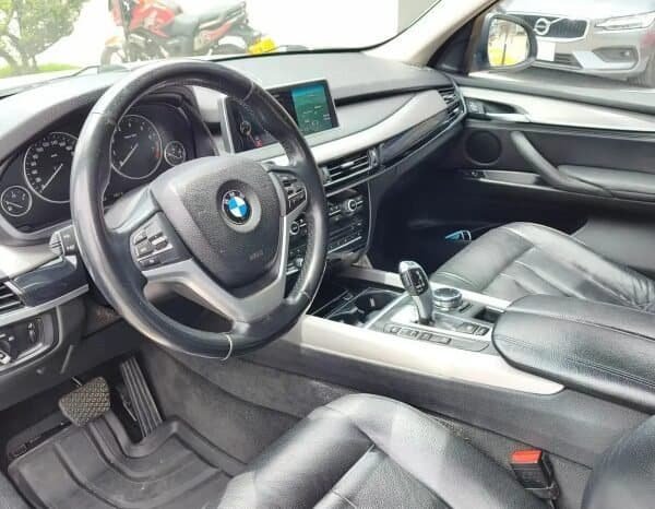 
BMW X5 4.4 Xdrive50i 2014 lleno									