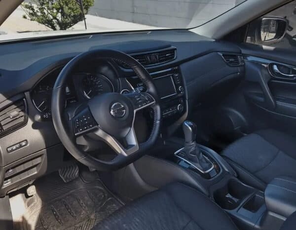
Nissan X-Trail Advance 7P 2023 lleno									