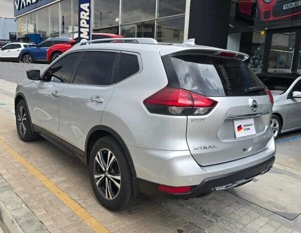 
Nissan X-Trail Advance 7P 2023 lleno									