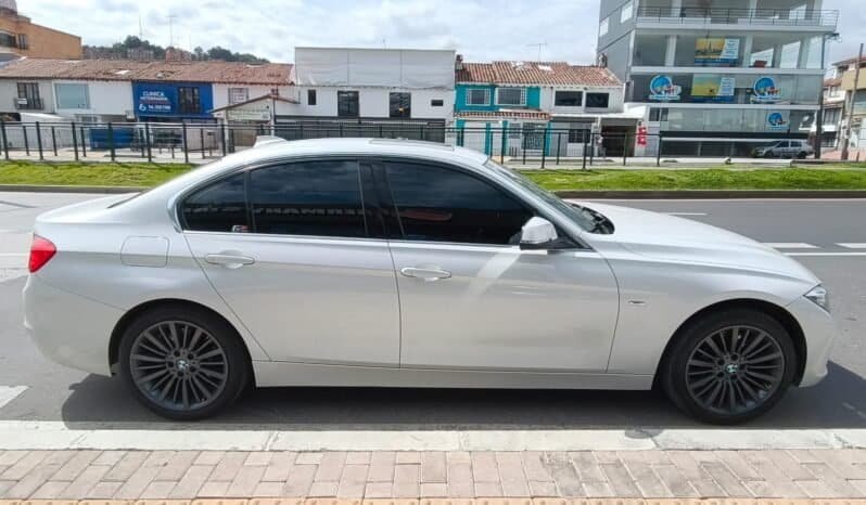 
BMW Serie 3 335i Luxury 2015 lleno									