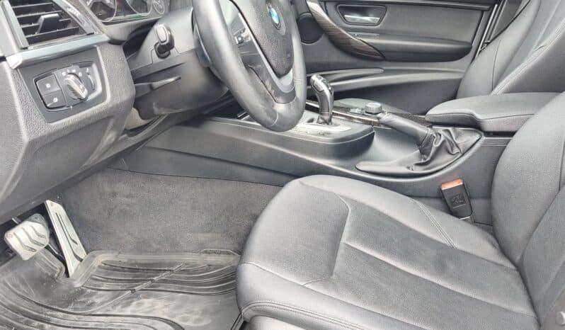 
BMW Serie 3 335i Luxury 2015 lleno									