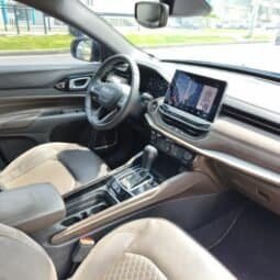 
Jeep COMMANDER OVERLAND 2023 lleno									