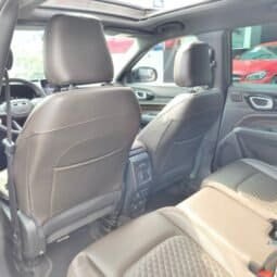 
Jeep COMMANDER OVERLAND 2023 lleno									