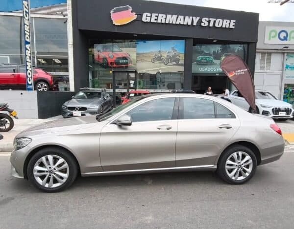 
Mercedes-Benz Clase C180 1.6 Avantgarde 2019 lleno									