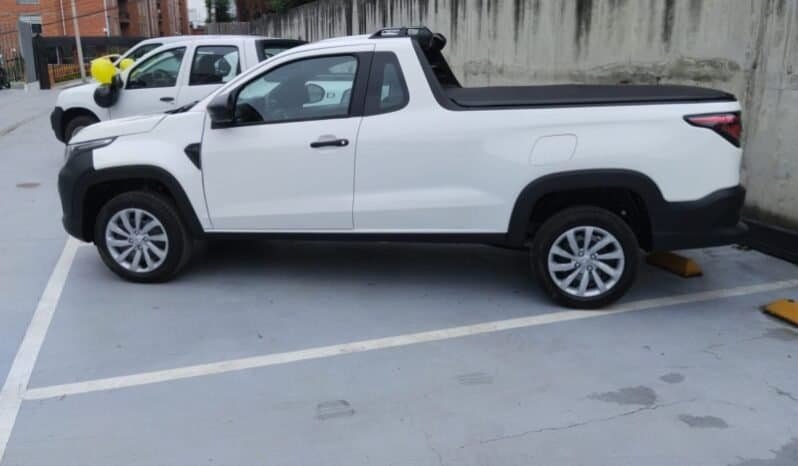 
RAM 700 SLT CABINA SENCILLA 2026 lleno									